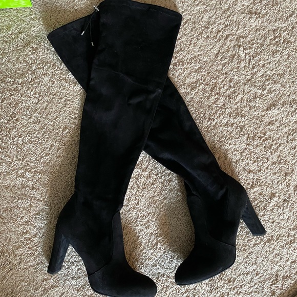 Sam Edelman Shoes - Sam Edelman OTK black suede boots